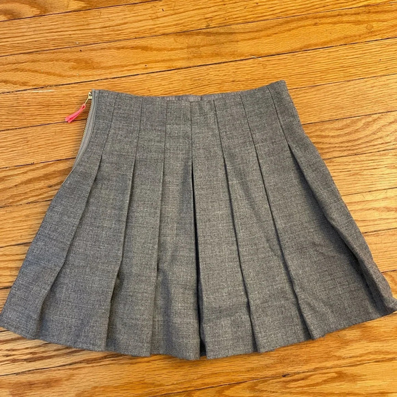 Crewcut Girls Grey Wool Box Pleated skirt, size 6 - Picture 3 of 7